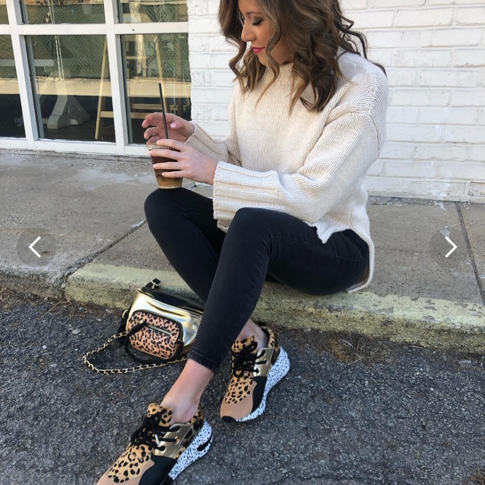 Cute Steve Madden cliff animal matching set